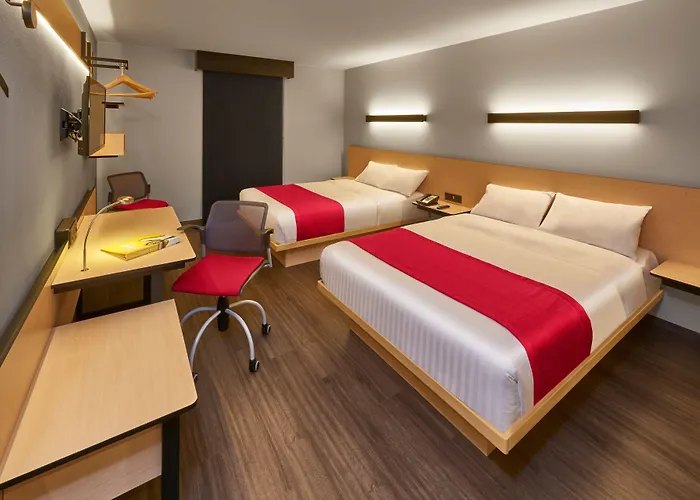 Express By Marriott La Raza 3*