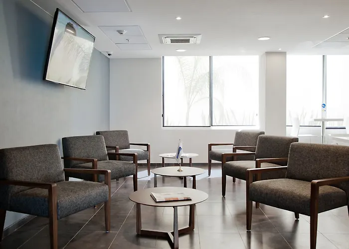Express By Marriott La Raza Hotel